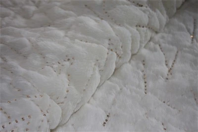 Pelush baxmal materiali